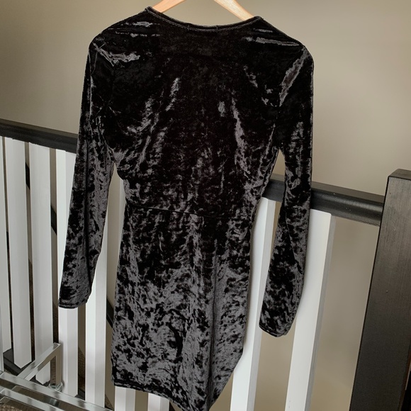 ASOS Black Velvet Dress - Picture 3 of 3
